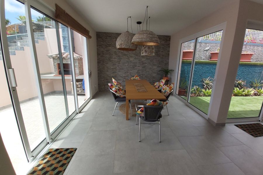 Stone Cottage 03